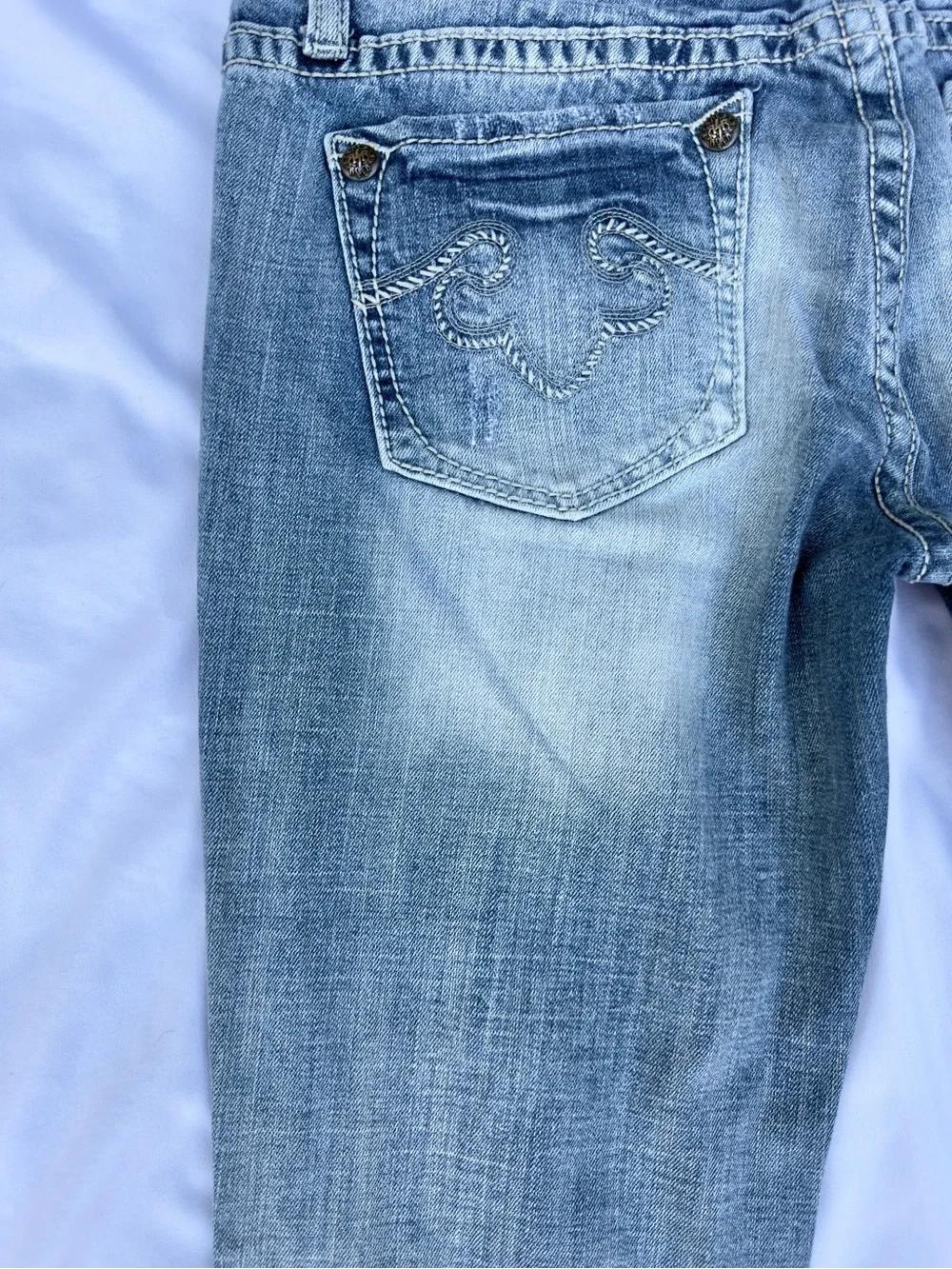 y2k rerock by express low rise light wash bootcut embroidered jeans size 8R